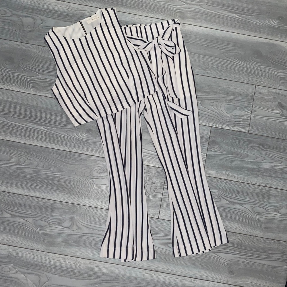 2-Piece Set
